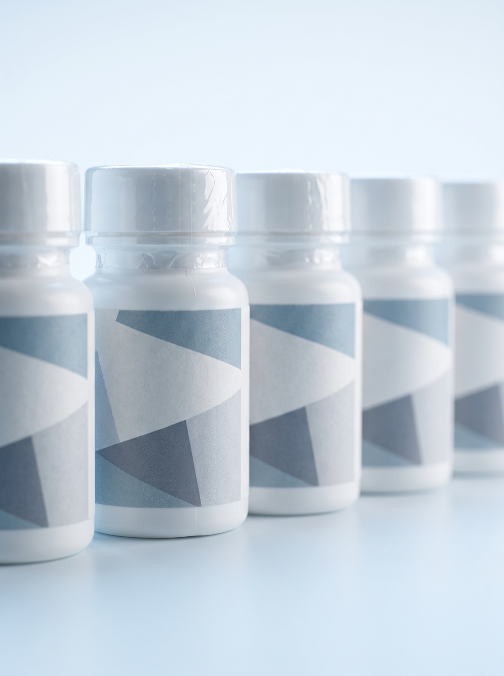 Pharma bottles with cap seals